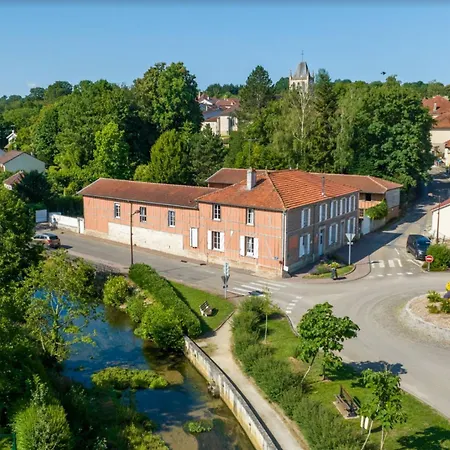 Les Oiseaux_a Avec Piscine Chauffee